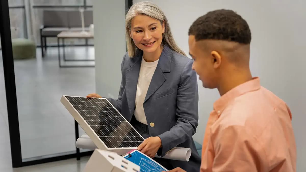 Homeowner's Guide to Going Solar: everything you need to know
