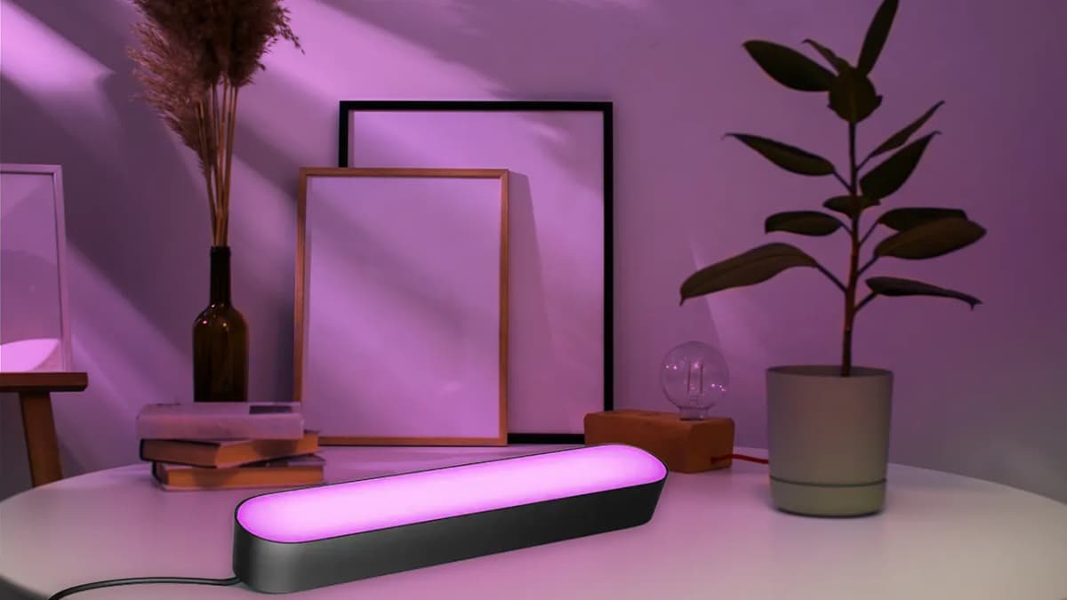 Philips Hue Play LED Light Bar Review: for Smart Home Lighting