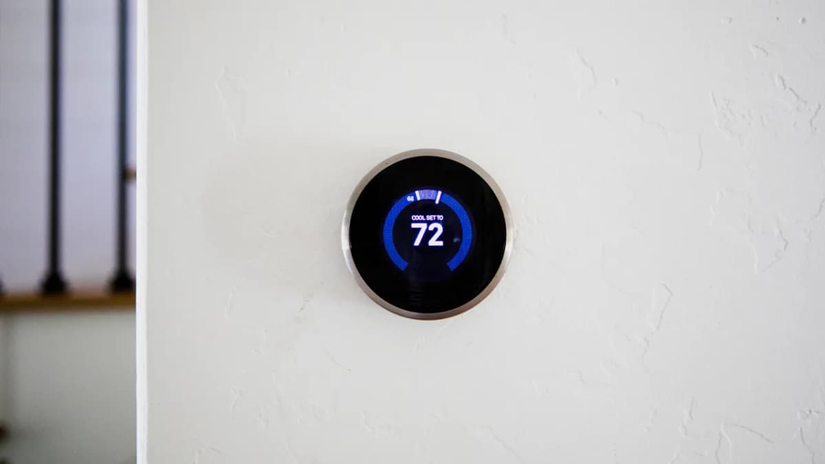 What is a Smart Thermostat and How Does It Save Energy?