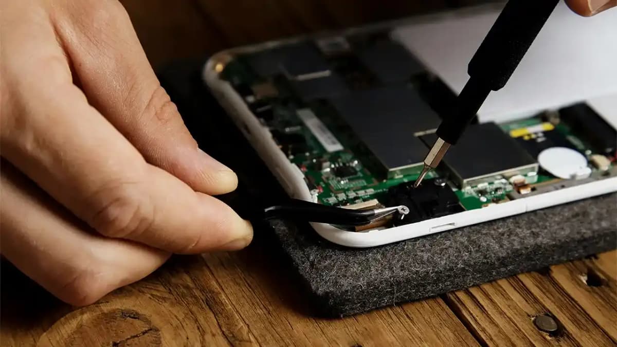 DIY Smart Home Projects Using Old Smartphones and Tablets