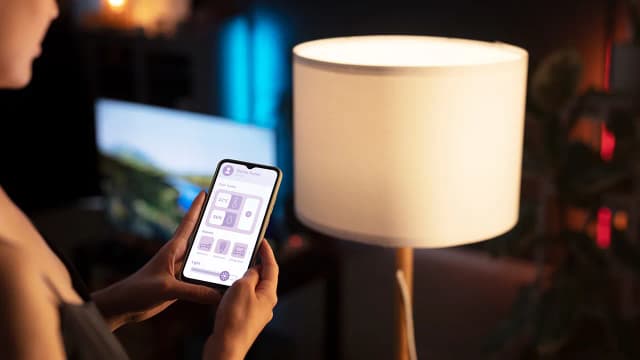How to Schedule Smart Lights for Energy Efficiency