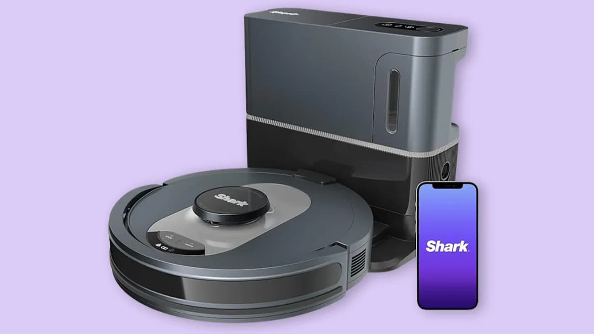 Deal of the Day: Shark UR2500SR AI Robot Vacuum for $279.99